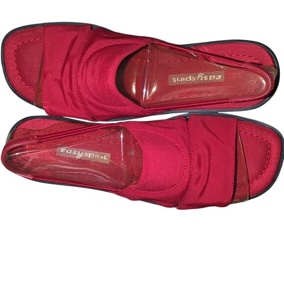Easy Spirit Red Fabric Sandals – Size 9! - Picture 3 of 6